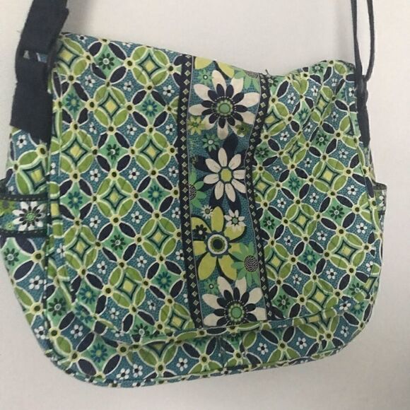 Vera Bradley Daisy Daisy messenger diaper bag - Picture 2 of 10